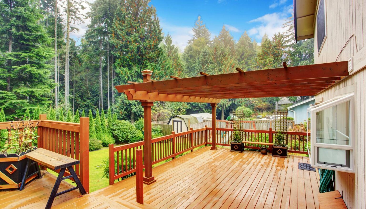 increasing-resale-value-does-a-deck-add-value-to-your-home