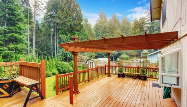 does a deck add value to your home